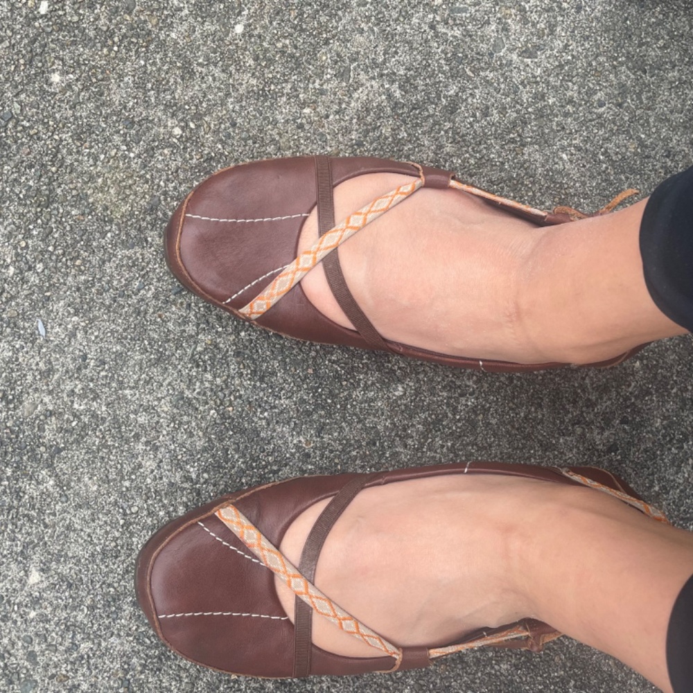 Merrell flats - Picture 5 of 6